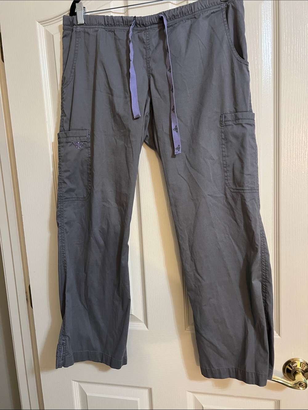 Women’s Med Couture Gray Drawstring Cargo Scrub Pants
